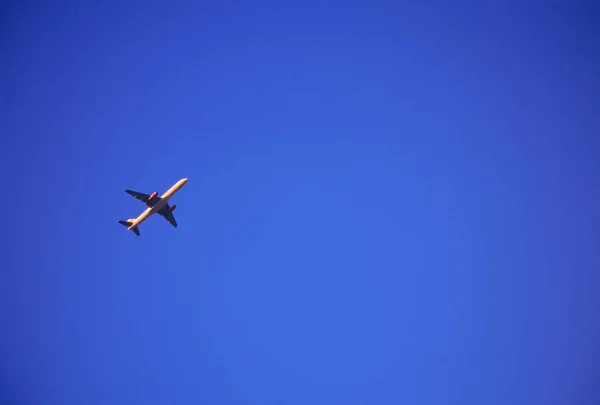 Uçak Uçuş Calgary Alberta Kanada — Stok fotoğraf