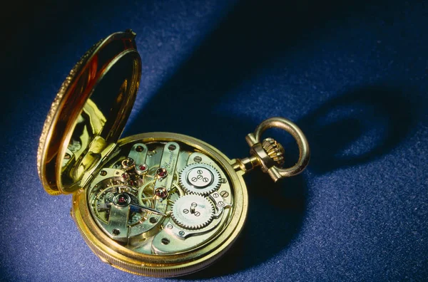 Orologio Tasca Oro Antico — Foto Stock