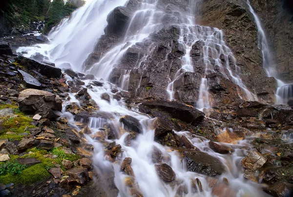 Национальный Парк Seven Sisters Falls Yoho Британская Колумбия Канада — стоковое фото
