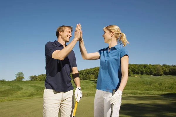 Portrait Couple Golf Course — Stock Photo, Image