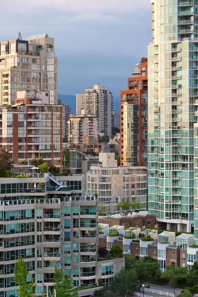 Condominium Towers Downtown Vancouver Британская Колумбия Канада — стоковое фото