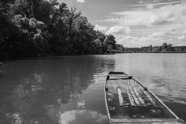 Potopená Loď Odlehlých Vodách Řeky Tiszy Martely — Stock fotografie