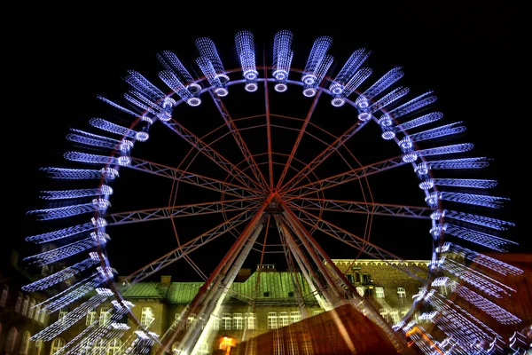 2022年にセゲドのドム広場でのアドベントの夜 — ストック写真
