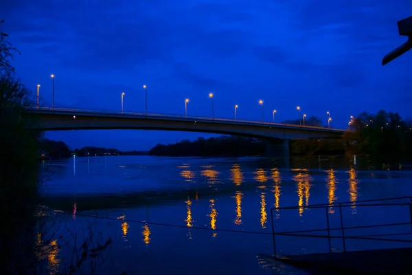 Híd Tisza Folyón Szegeden Éjszaka — Stock Fotó