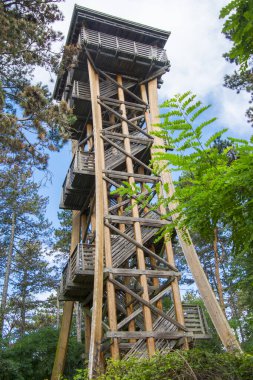 Batı Macaristan 'daki Sopron' da Sorhazdomb 'da (Bira Tepesi) gözcü kulesi