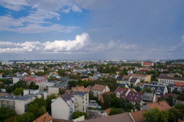 Su kulesinden Szeged şehrinin görüntüsü