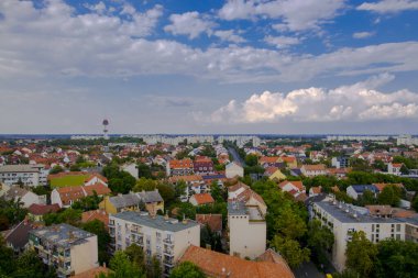 Su kulesinden Szeged şehrinin görüntüsü