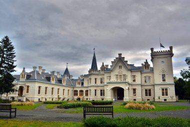 Nadasladany 'deki Nadasdy Kalesi' nin mimarisi.