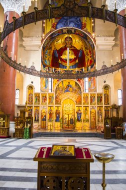 Belgrad 'daki Saint Mark Ortodoks Kilisesi' ne Giriş