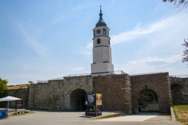 Sırbistan 'daki Belgrad kalesi Kalemegdan' daki Sahat Kula saat kulesi