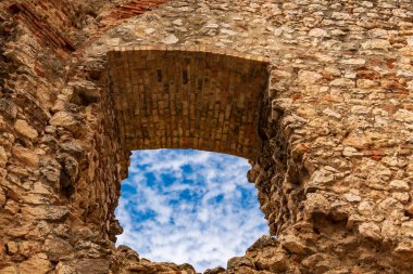 Macaristan 'daki Csesznek Kalesinin Penceresi