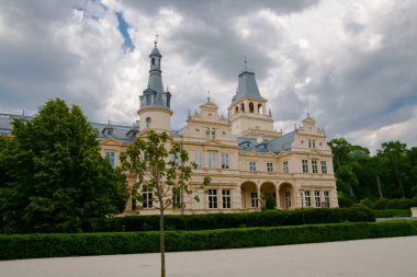 Güneydoğu Macaristan 'da Wenckheim Şatosu binası