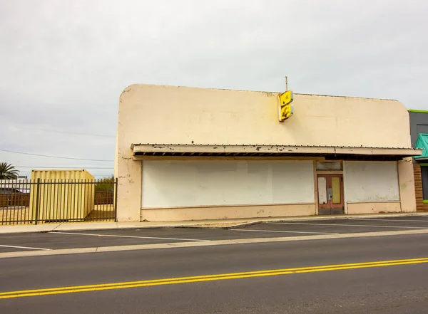 Edifício Comercial Abandonado Mau Estado — Fotografia de Stock