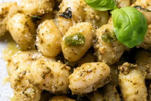 Lezzetli gnocchi yemeği, toplanın.