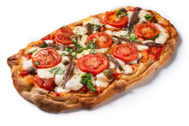 Mozzarella, domates sosu ve ançüezli nefis Roma pinsası, İtalyan yemeği.