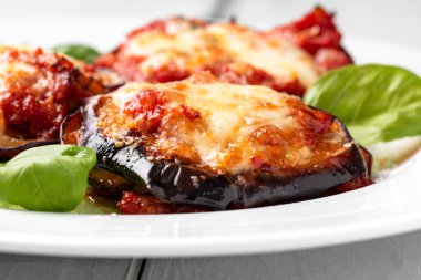 Peynirli patlıcan tabağı, İtalyan aperatifleri, Avrupa yemekleri.