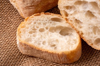 Taze ekmek, yakın çekim. Yiyecek. 