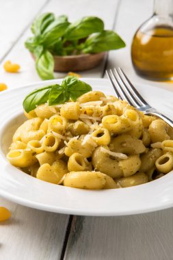 Lezzetli genovese makarnası, yakın çekim. Yiyecek. 