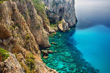 İtalya 'nın en güzel plajlarından biri olan Cala Goloritze, Sardinya' nın panoramik manzarası