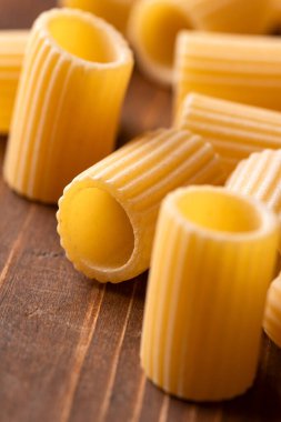 Mezzi rigatoni, tipik bir İtalyan makarnası, Akdeniz diyeti.