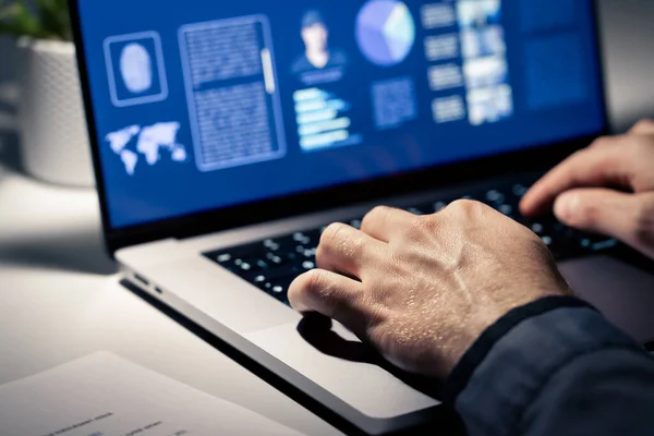 Criminal Case Investigation Police Private Detective Using Computer Evidence Document — Stock Photo, Image