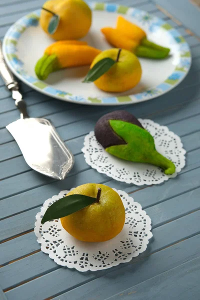 Süßigkeiten Aus Mandelpaste Form Von Früchten Traditionelles Sizilianisches Dessert Nahaufnahme Stockbild