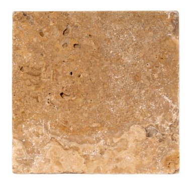 Beyaza izole edilmiş doğal travertin fayans. Scabos travertine. Kırpma yolu için hazır.