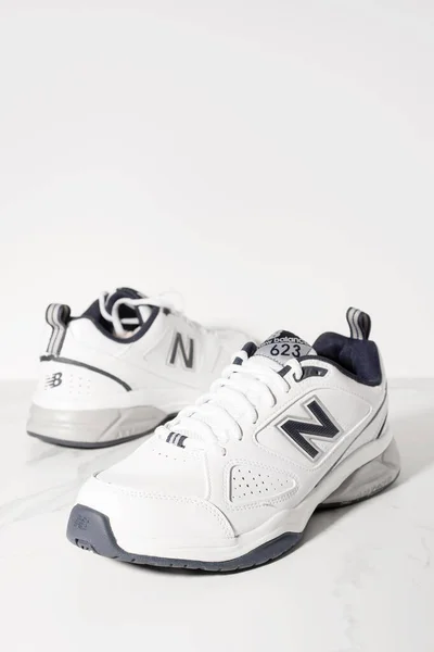 Ενδεικτικό Editorial New White New Balance 623 Sneakers Φεβρουαρίου 2023 — Φωτογραφία Αρχείου