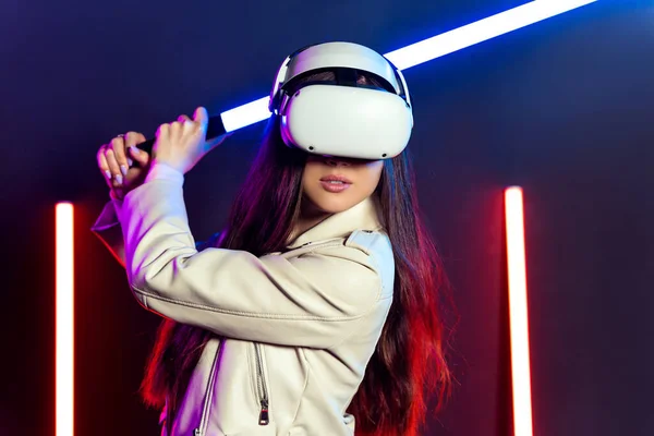 Girl Playing Virtual Reality Game Headset Goggles Lightsaber — Stock Photo, Image