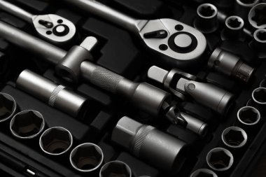 Profesyonel Mekanik Araç Seti, Ratchet Anahtarları ve Soketlerinin Kapanışı