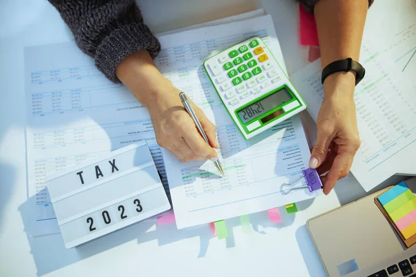 Tax Time Accountant Woman Working Documents Office — Stock Photo, Image