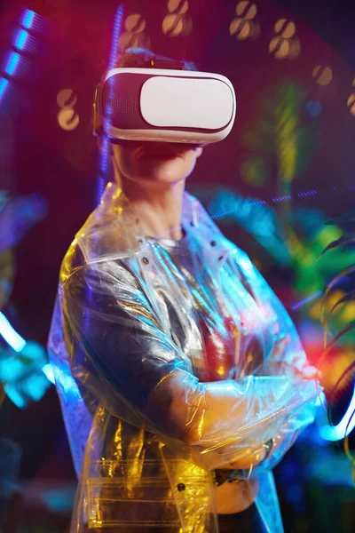Stylische Jährige Frau Virtual Reality Mit Brille — Stockfoto