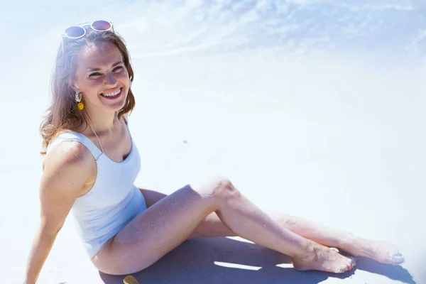 Happy Modern Years Old Woman White Beachwear Sitting Beach — Foto Stock
