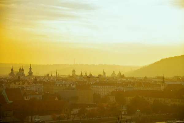 Landskap Panorama Med Kyrkan Vår Dam Före Tyn Vid Solnedgången — Stockfoto
