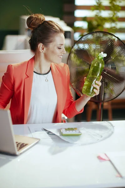 Sustainable Workplace Happy Modern Woman Worker Work Red Jacket Bottle — Stock Photo, Image