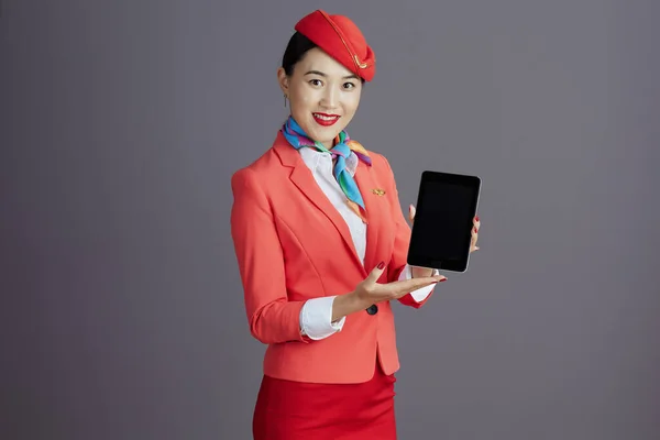 Glad Elegant Flyg Skötare Asiatisk Kvinna Röd Kjol Jacka Och — Stockfoto