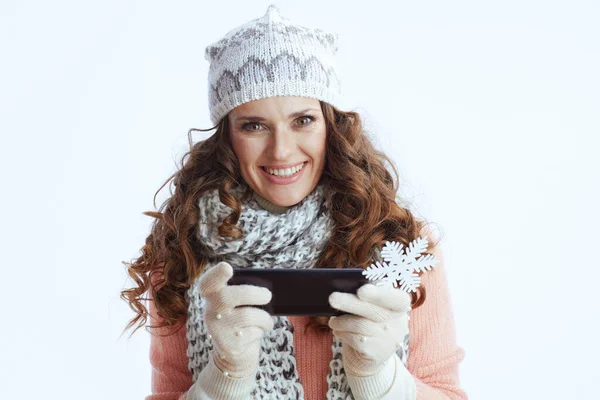 Hello Winter Portrait Smiling Stylish Years Old Woman Sweater Mittens — Stock Photo, Image