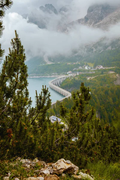 Heure Été Dans Les Dolomites Paysage Avec Lac Fedaia Forêt — Photo