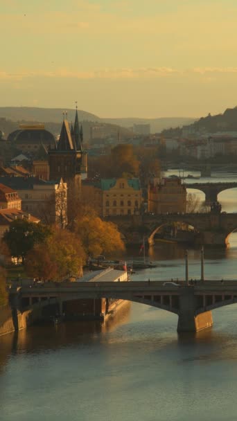 Landscape Vltava River Karlov Most Evening Autumn Prague Czech Republic — Stock Video