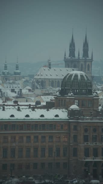 Paisaje Invierno Praga República Checa Con Iglesia — Vídeos de Stock