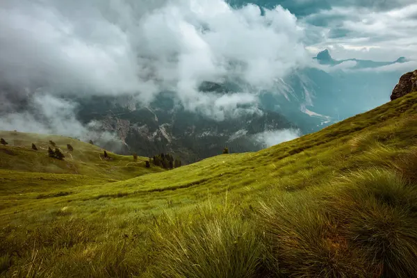 Summer Time Dolomites Landscape Mountains Hills Clouds Meadow Fog — Stock Photo, Image