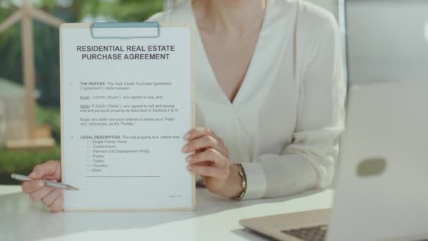Sustainable Real Estate Business Smiling Elegant Female Realtor Modern Green — Stock Video