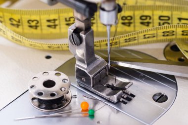 Endüstriyel dikiş makinesi ayak ve dikiş aksesuarları.