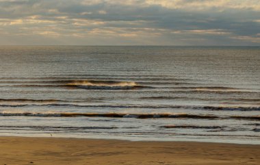 Okyanusta gün batımı.