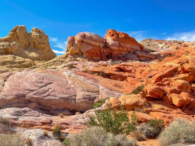 kırmızı kumtaşı kaya oluşumları