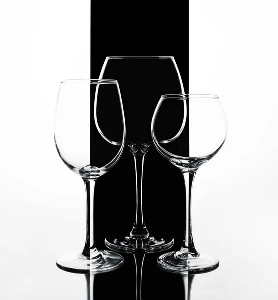 Composição Copos Vinho Vazios Close Copos Transparentes Vazios — Fotografia de Stock