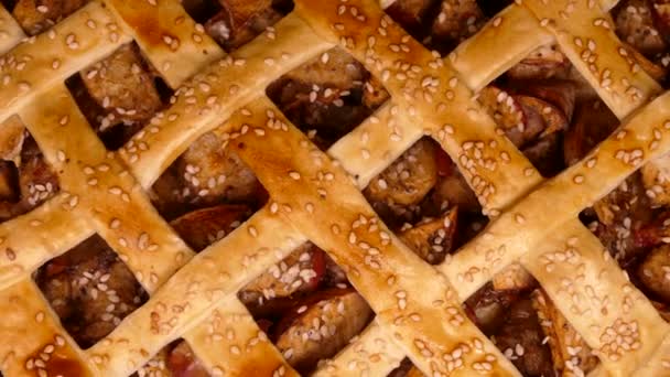 Apfelkuchen Ofen Gebäck Wird Gebacken Teigwaren Holländischer Kuchen Mit Geschnittenen — Stockvideo