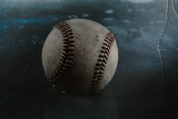 Tekstura Baseball Ball Ciemnym Tle — Zdjęcie stockowe