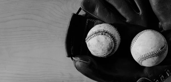 古いボールを閉じて野球のバナーの背景 スポーツのためのスペースをコピー — ストック写真