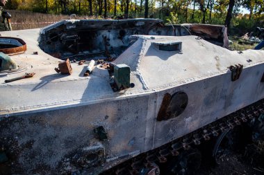 Ukrayna 'daki savaş - 26 Ekim 2022 Ukrayna' da Kherson yakınlarında, Rus ordusu yenildikten sonra, Ukrayna taarruzu bir başarı ve sayısız Rus kaybı oldu.